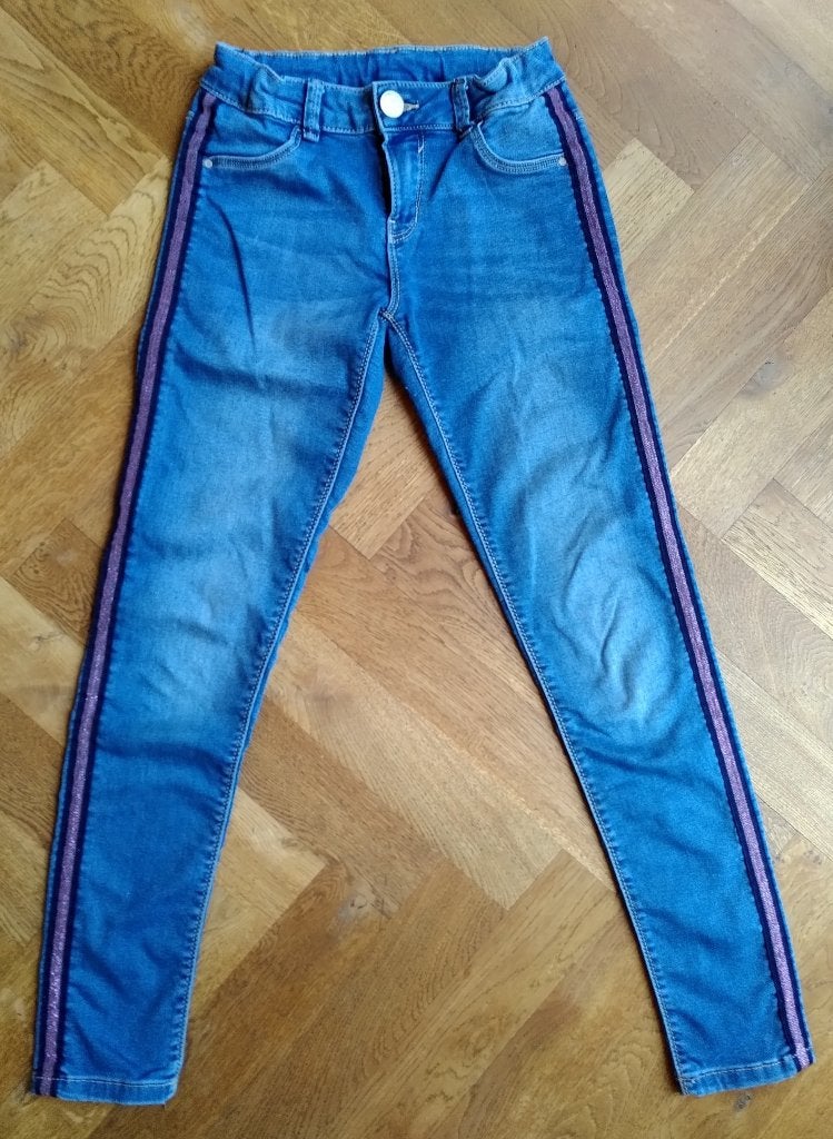 Spijkerbroek /blauwe jeans met roze streep C&A - maat 158, Broek, C&A, Meisje, Ophalen of Verzenden