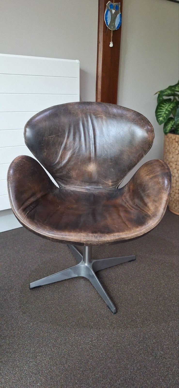 Vintage Leren Zwaan Stoel - Bruin, Ophalen, Gebruikt, Bruin, Vijf, Zes of meer stoelen
