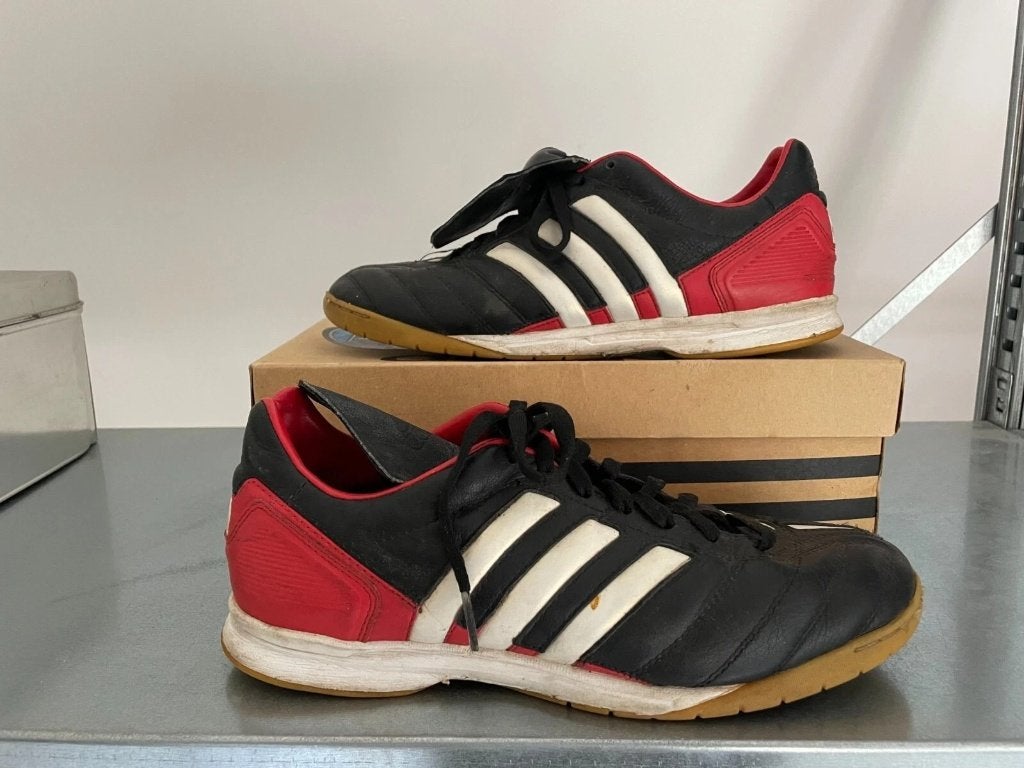 adidas predator absolado pulse ii indoor / turf trainers us, Gebruikt, Maat XS of kleiner, Schoenen, Ophalen of Verzenden
