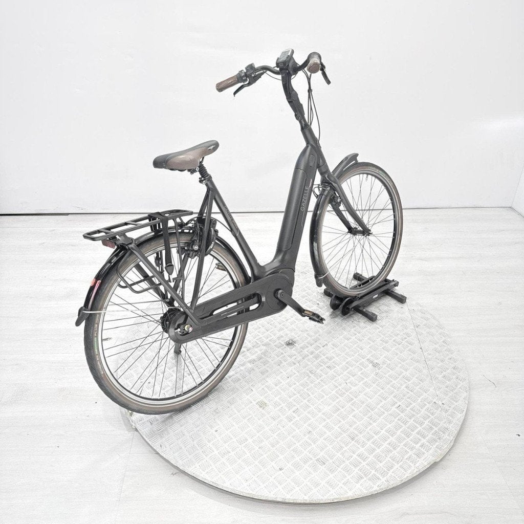 Gazelle Grenoble C8 | 7158 KM | 500 WH Dames zwart 61cm 2020, Gebruikt, -, - 0
-, NL, -