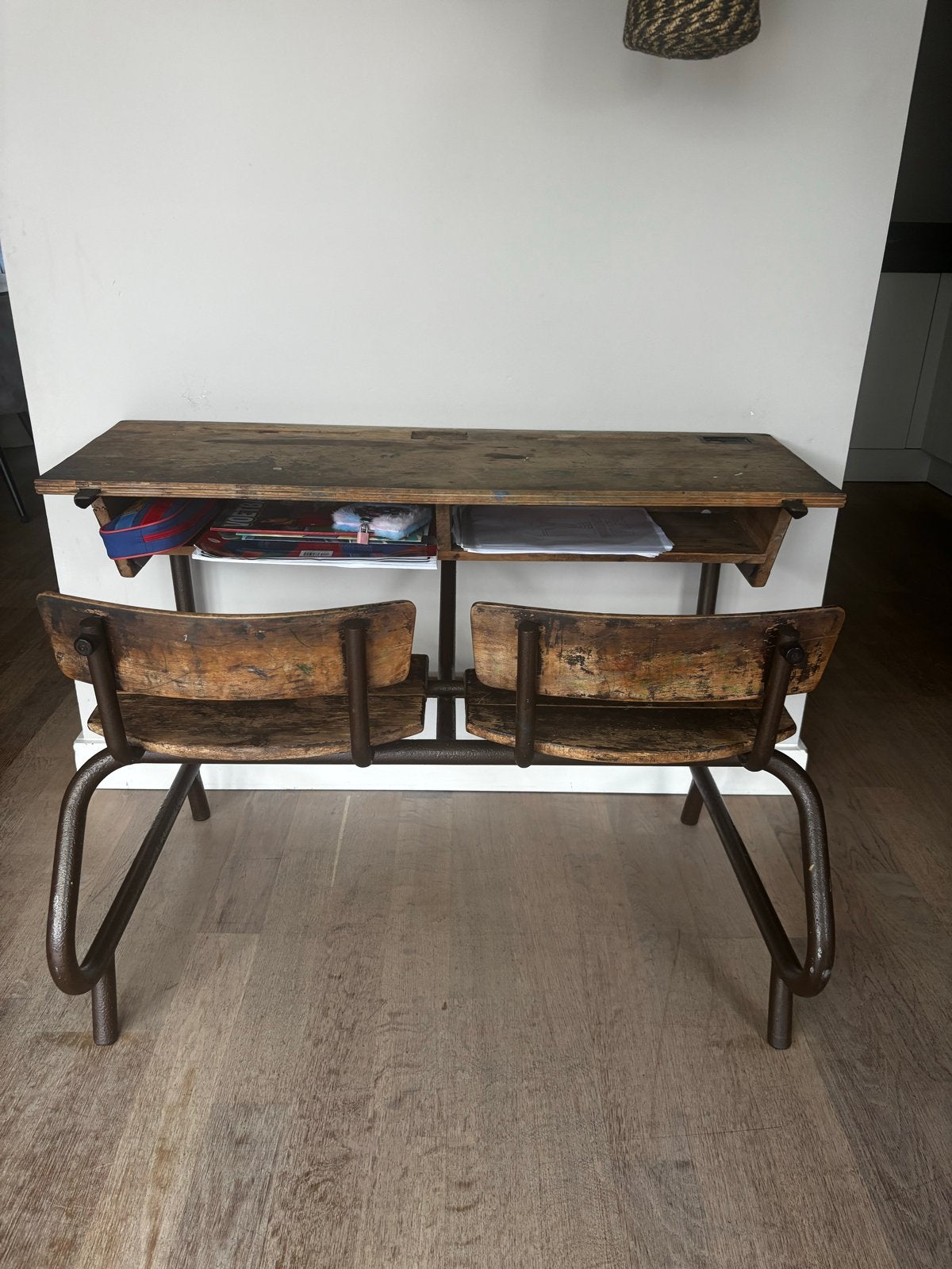 Vintage schoolbank met twee stoelen, Ophalen