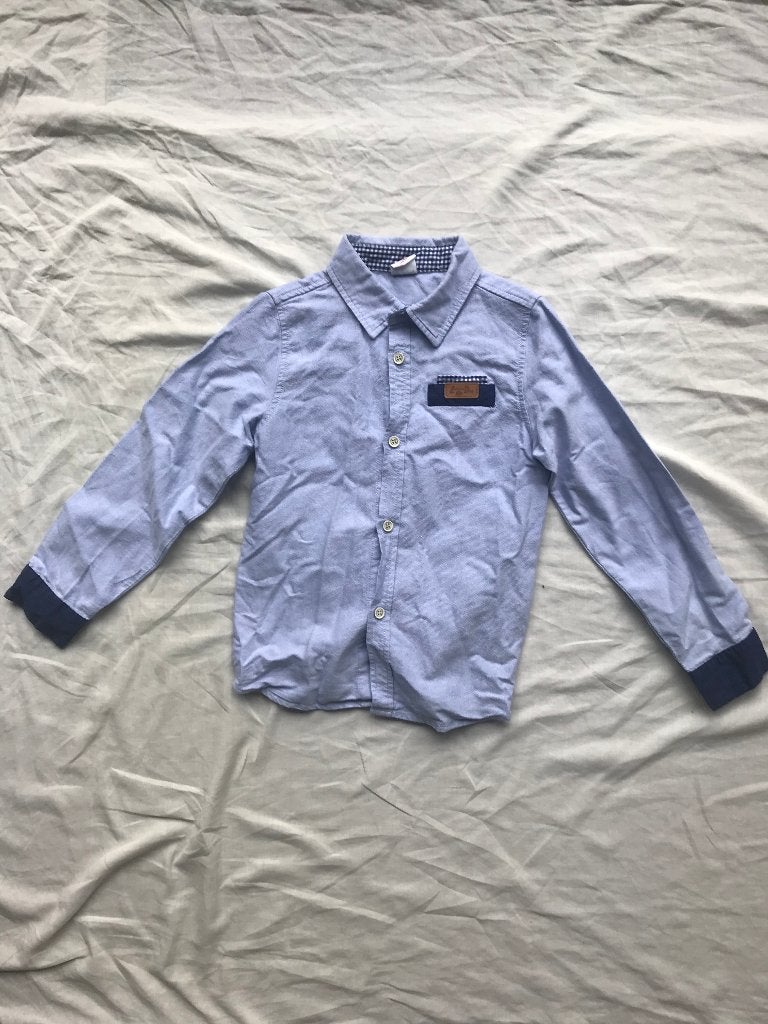 Blauwe spijkerblouse jongens maat 128, Ophalen of Verzenden, Zo goed als nieuw, Jongen, Overhemd of Blouse