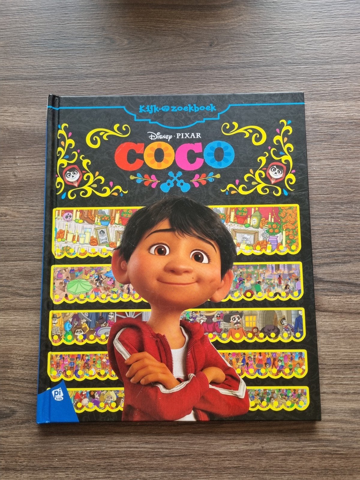 Disney Pixar Coco zoekboek, Ophalen of Verzenden, Zo goed als nieuw, Sprookjes