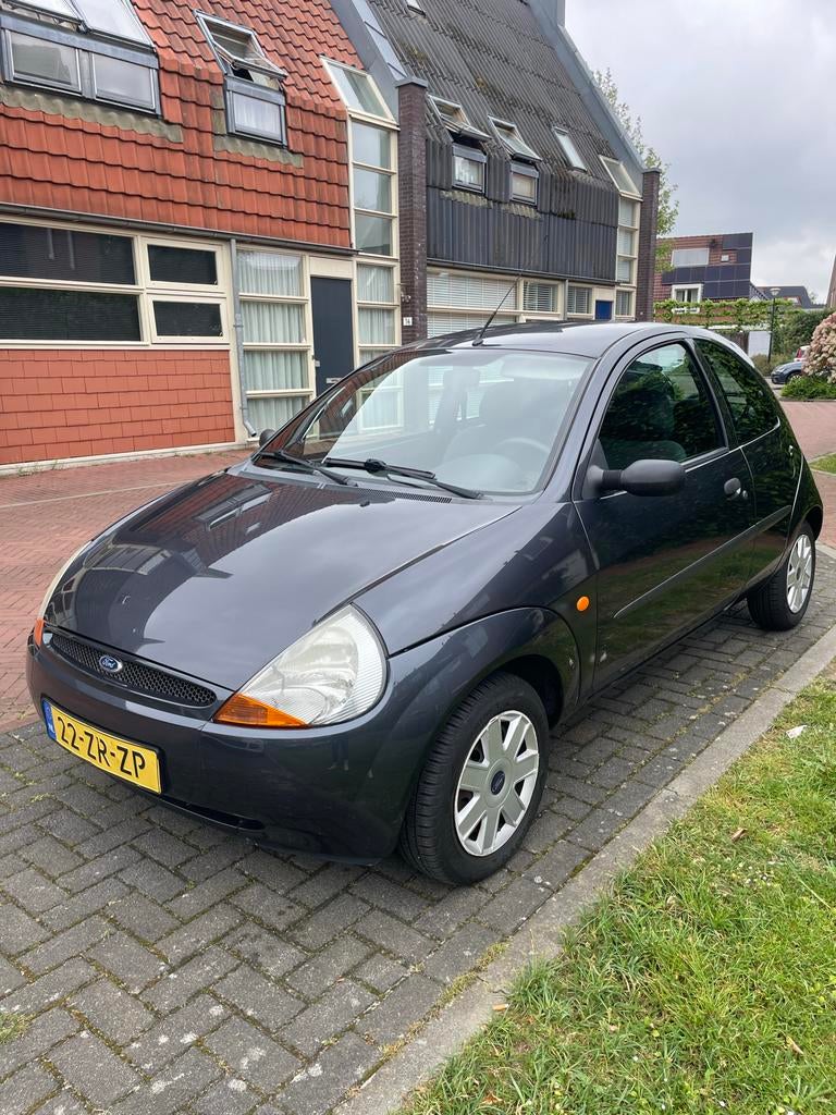 Ford Ka 1.3 Grijs, Airco, Auto's, Voorwielaandrijving, 1299 cc, 31 €/maand, 4 cilinders