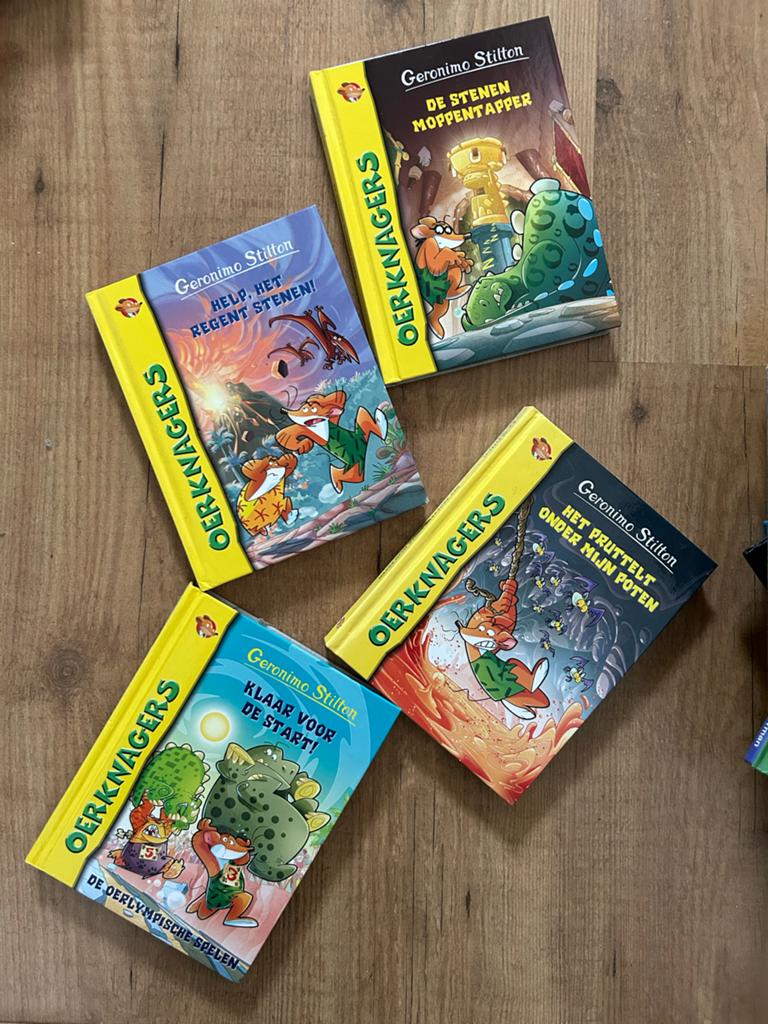 Geronimo Stilton Oerknagers Boeken (4 stuks), Boeken, Kinderboeken | Jeugd | 10 tot 12 jaar, Ophalen, Gelezen, Fictie