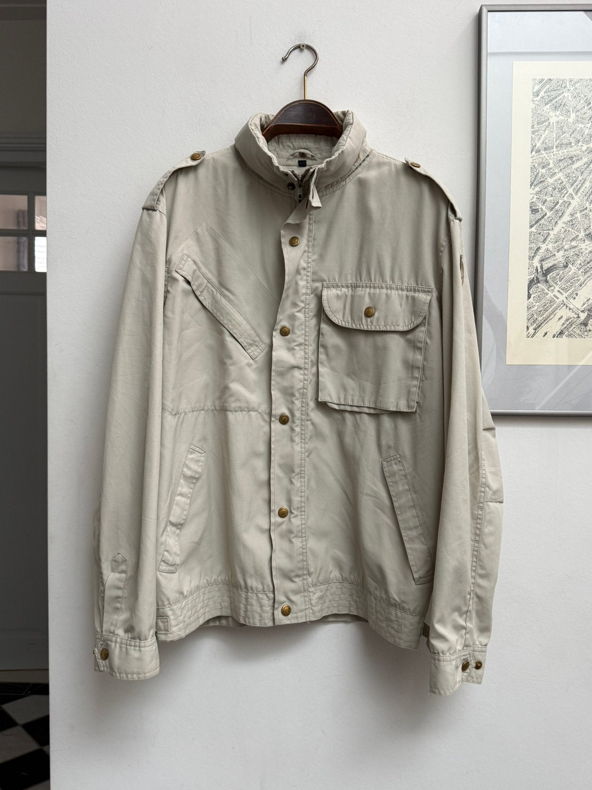 Fjällräven Vintage Field Jacket Beige Met Capuchon, Ophalen of Verzenden, Zo goed als nieuw, Maat 48/50 (M), Beige