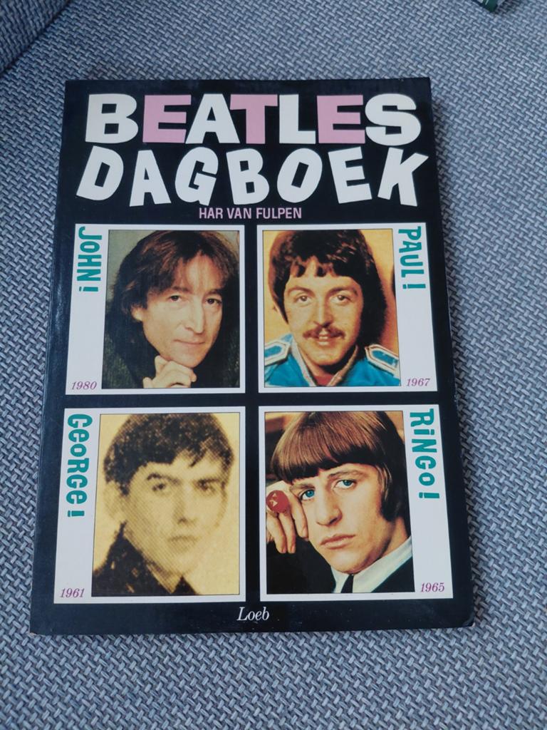 Beatles Dagboek - Har van Fulpen - Boek over The Beatles, Boeken, Muziek, Ophalen of Verzenden, Gelezen, Artiest, Har van Fulpen