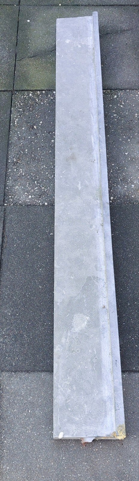 Raamdorpel 151 cm x 16,5 cm Grijs beton, Ophalen