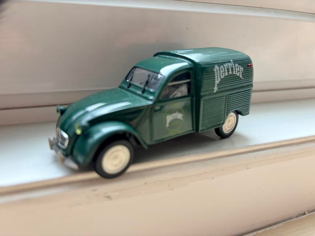 Perrier modelauto, Overige merken, Gebruikt, Auto, 1:32 tot 1:50