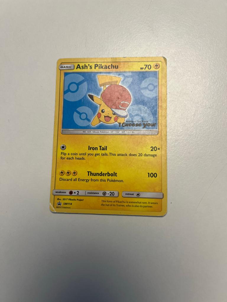 Ash's Pikachu Pokemon Kaart SM114 - Prima Staat, Ophalen of Verzenden, Gebruikt, Losse kaart, Foil