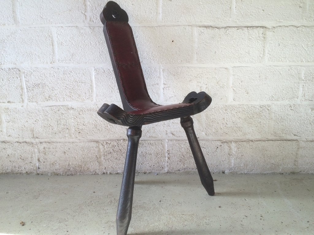 Vintage brutalist kruk/stoel/geboortestoel driepoot, Ophalen, Gebruikt, Hout