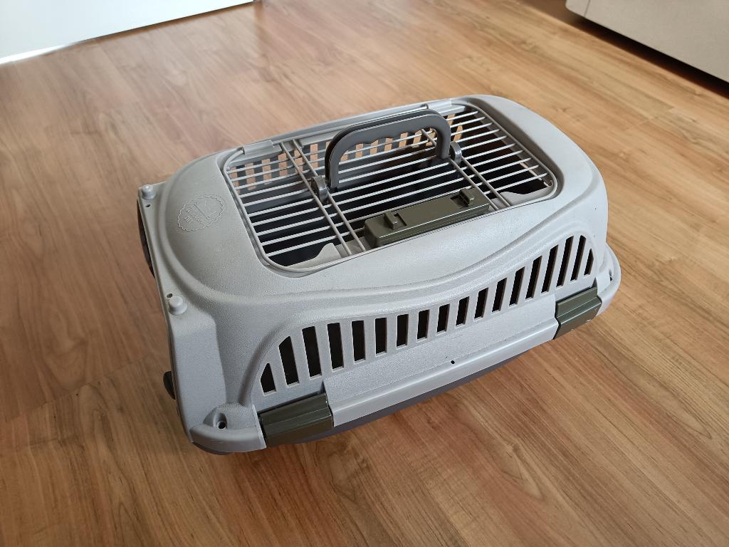 Reisbench voor katten of kleine honden, Ophalen, Zo goed als nieuw