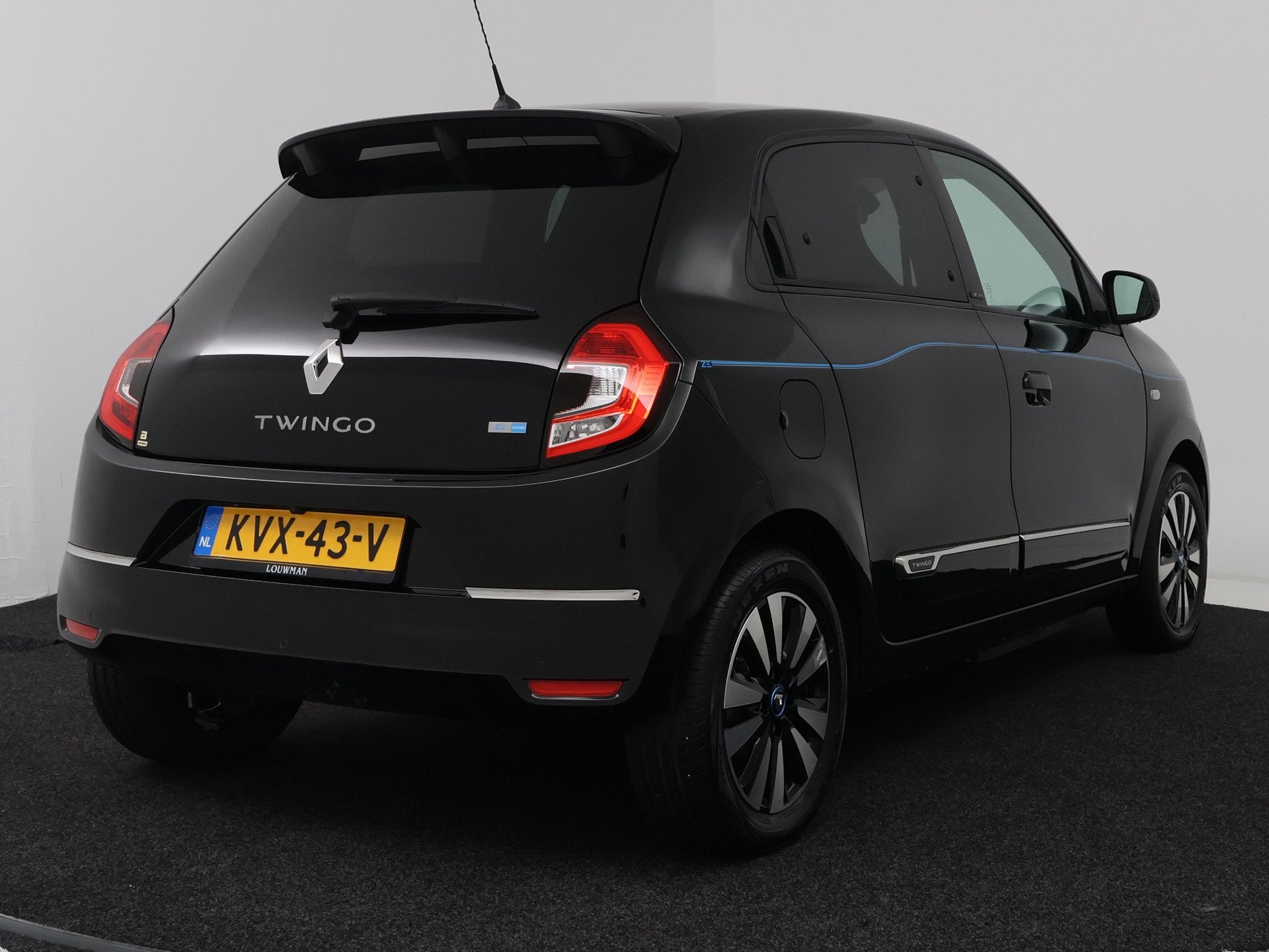 Renault Twingo Z.E. R80 Intens | Navigatie | Stoelverwarming, Auto's, Automaat, 12 maanden, Gebruikt, Zwart