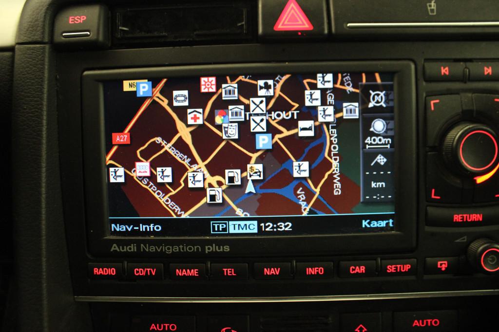 Audi A4 Avant 2.0 TDI Pro Line (bj 2008, automaat), Auto's, Gebruikt, Zwart, 4 cilinders, 1505 kg
