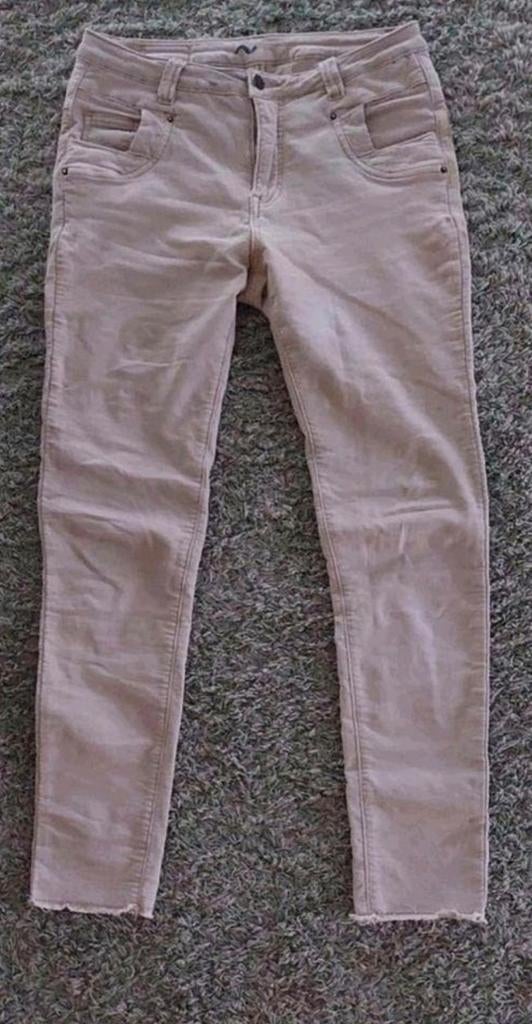 Bianco merk broekje maat 42, Kleding | Dames, Spijkerbroeken en Jeans, Ophalen of Verzenden, Zo goed als nieuw, Blauw, W33 - W36 (confectie 42/44)