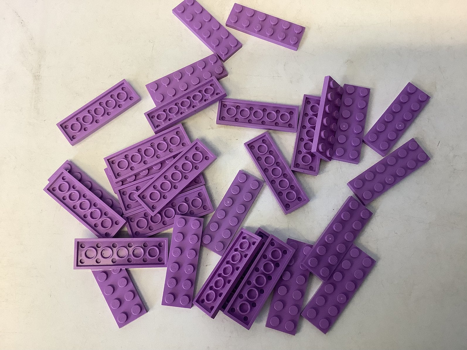 Lego plaat 2x6 donker lavendel, Ophalen of Verzenden, Gebruikt, Losse stenen, Lego
