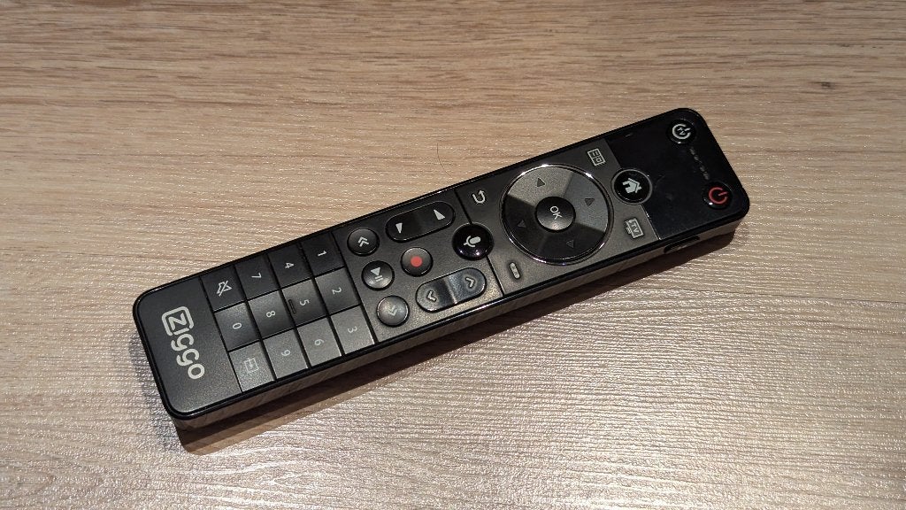 Ziggo afstandsbediening met Voice Control, Ophalen of Verzenden