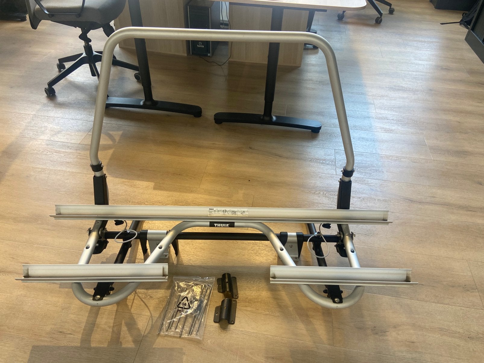 Fietsendrager voorop caravan Thule superB, Ophalen, Gebruikt