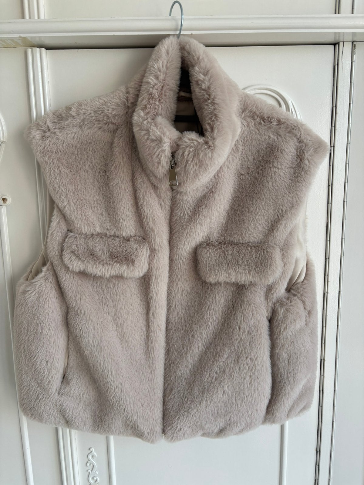 Nieuw beige fake fur bont bodywarmer maat S, Ophalen of Verzenden, Nieuw, Maat 36 (S), Beige