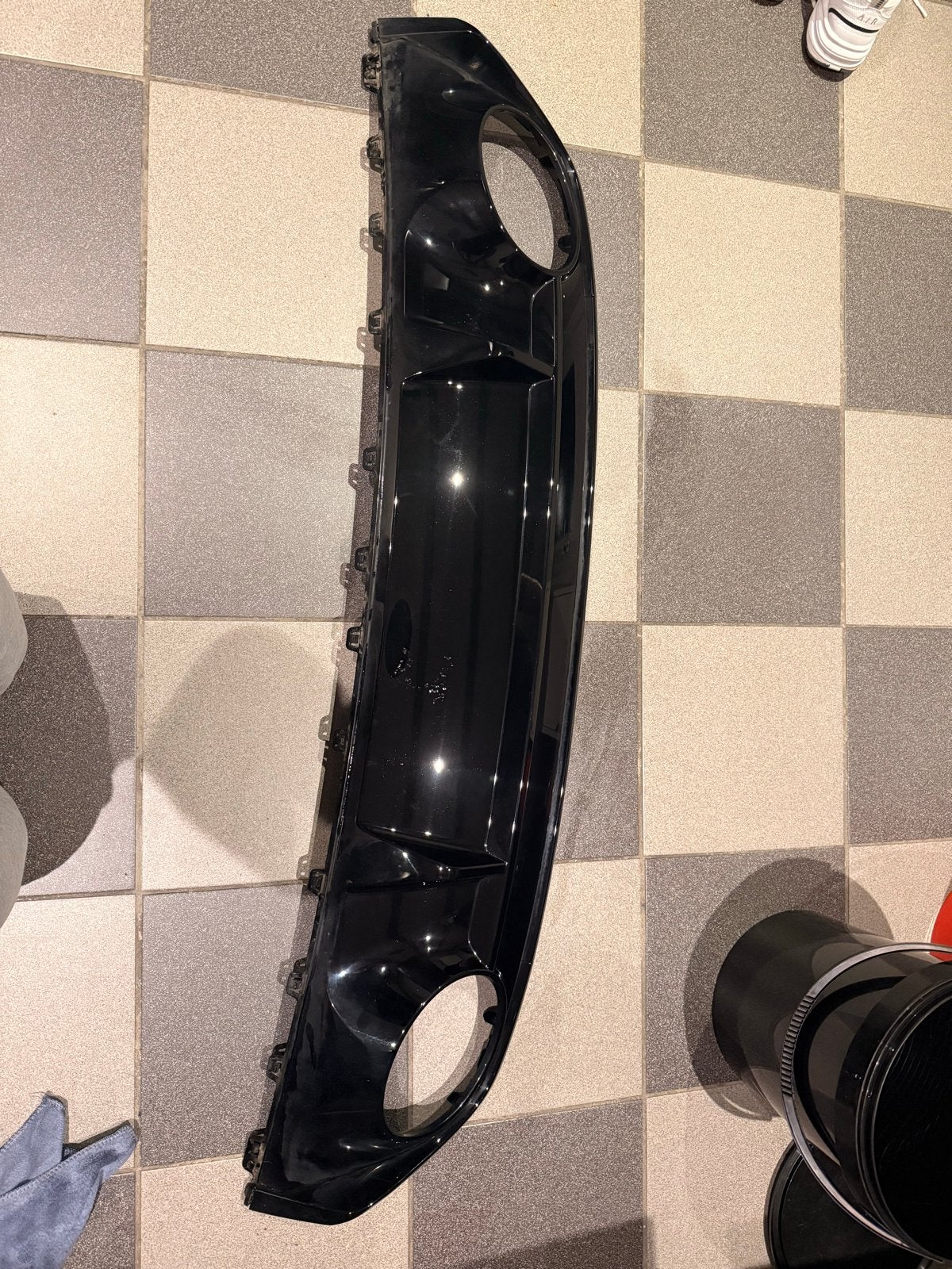 Audi RS3 8Y Diffuser - Gtechniq Ultra & Exo Coating, Auto-onderdelen, Ophalen, Gebruikt, Audi, Achter