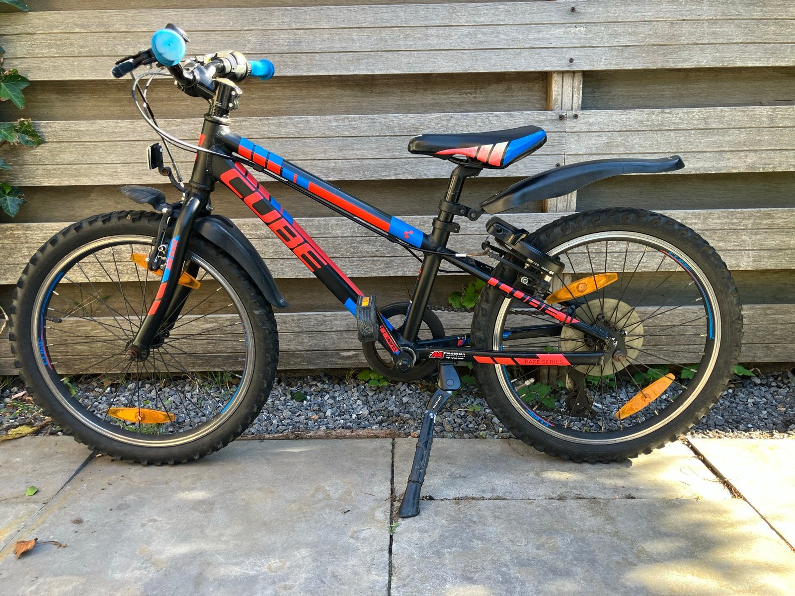 Cube mountainbike 20 inch, 7 versnellingen en AXA slot