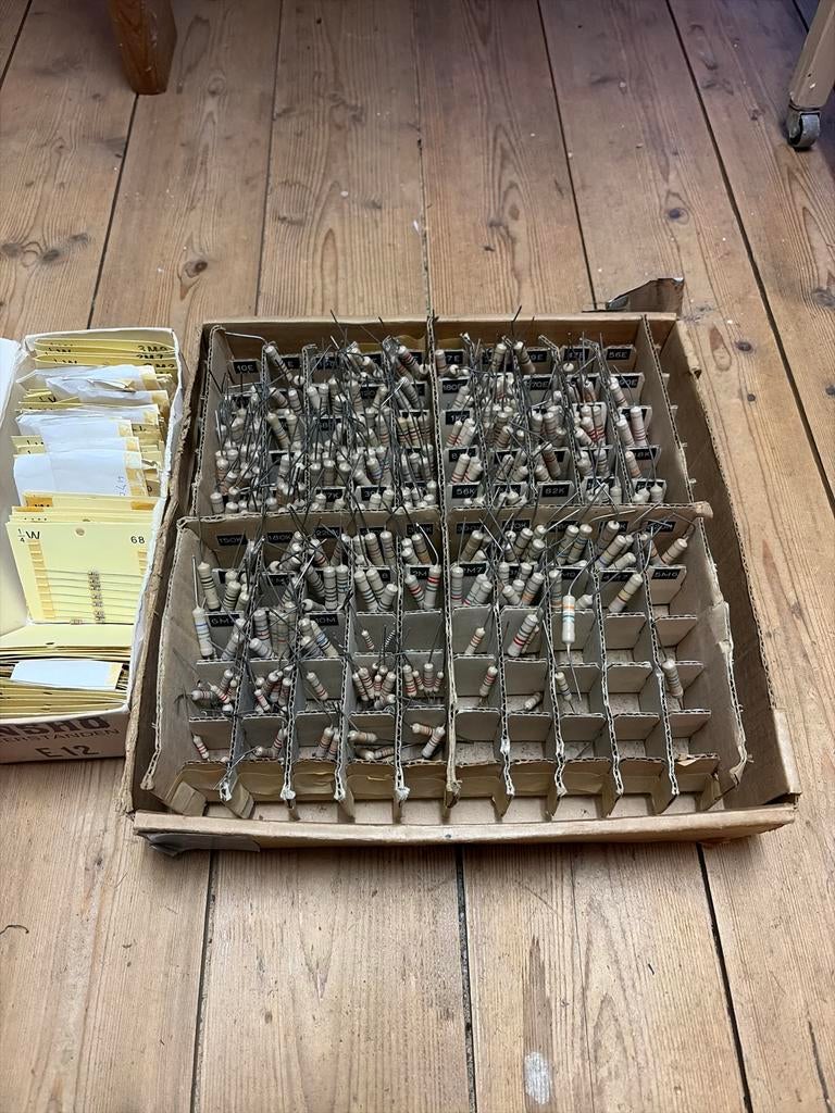 Assortiment weerstanden, Ophalen of Verzenden, Gebruikt