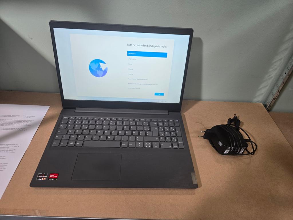 Lenovo V15-ADA Laptop - Goede staat, inclusief oplader, Computers en Software, Windows Laptops, Ophalen of Verzenden