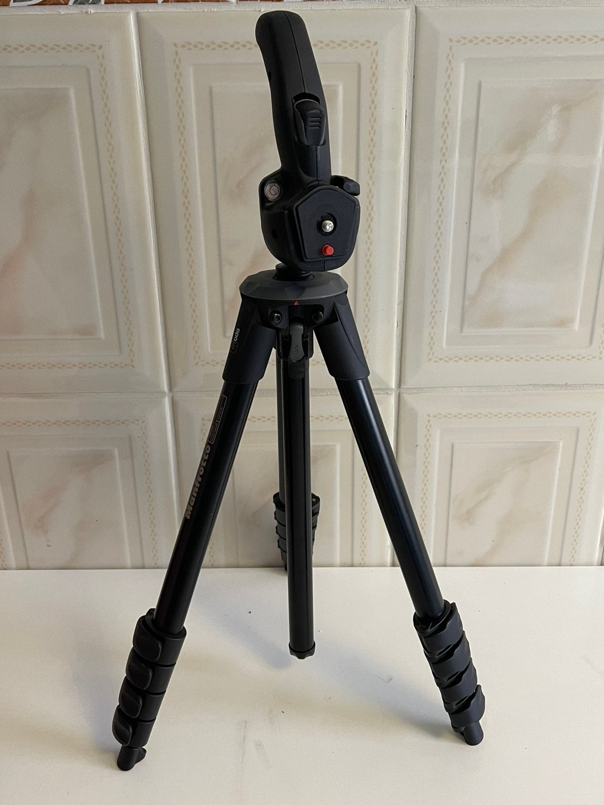 Manfrotto statief, Ophalen of Verzenden, Zo goed als nieuw, Driepoot