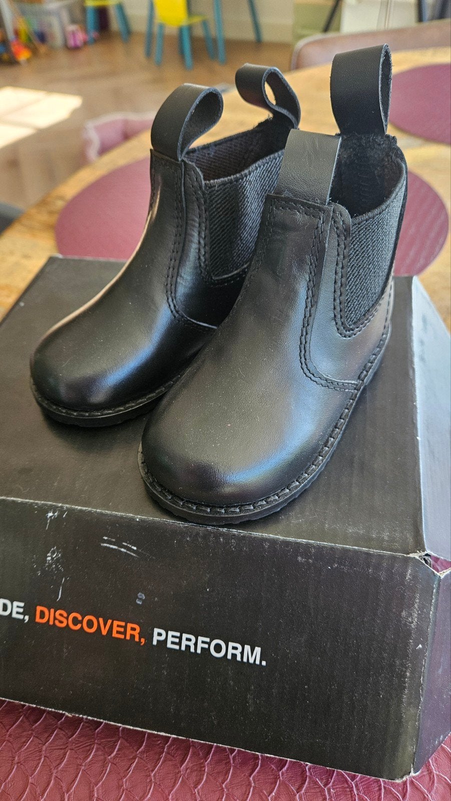 Horka kinder jodhpurs maat 22, Kinderen en Baby's, Kinderkleding | Schoenen en Sokken, Ophalen, Zo goed als nieuw, Jongen of Meisje