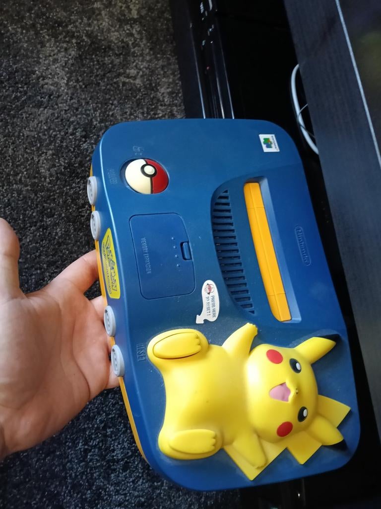 Pokemon editie N64 met pokemon stadium en snap kompleet, Ophalen of Verzenden, Zo goed als nieuw, Met 1 controller, Met games