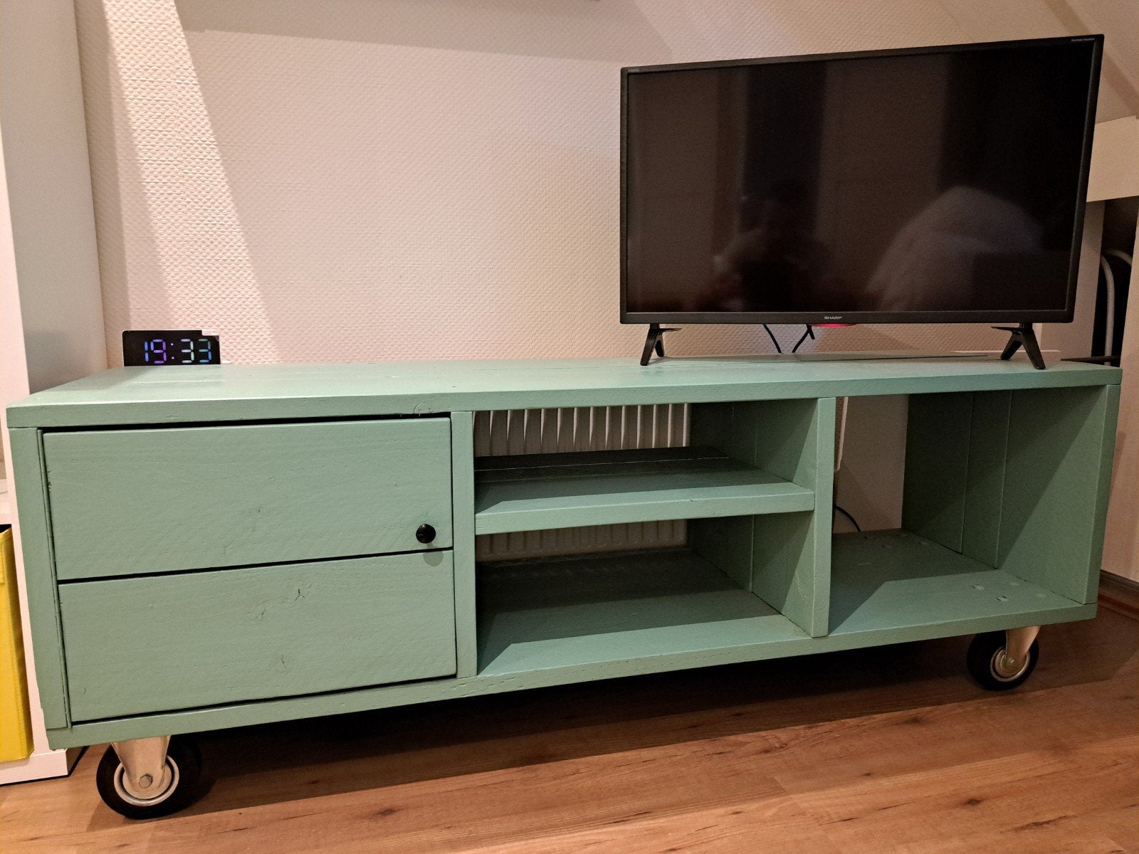 tv meubel, Ophalen, 25 tot 50 cm, Minder dan 100 cm
