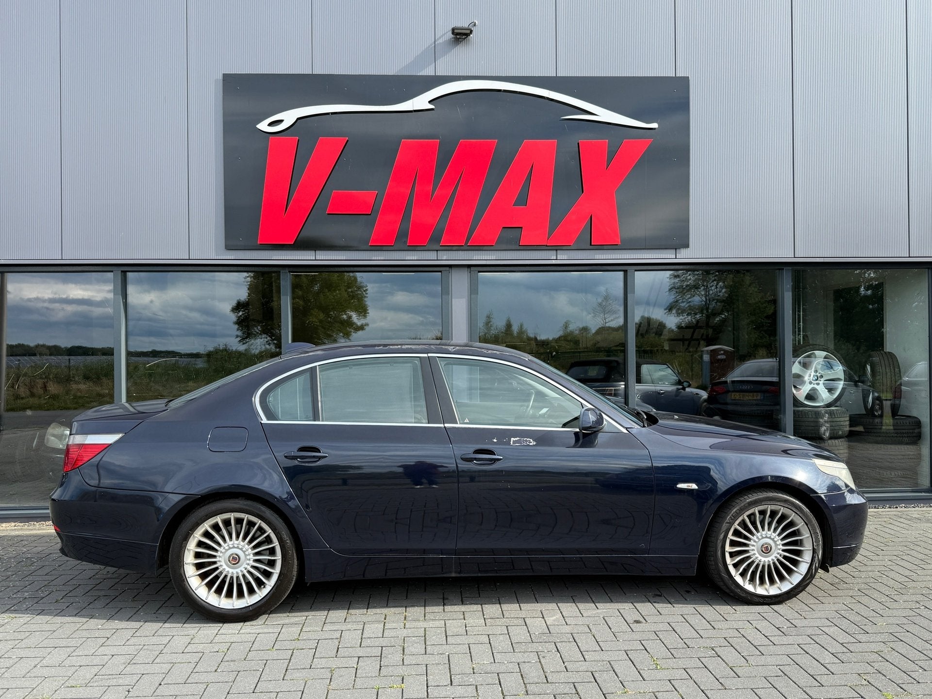 BMW 5-serie 530i Executive AUT Leder Navi Xenon Clima Cruise, Auto's, Automaat, Achterwielaandrijving, Gebruikt, Zwart