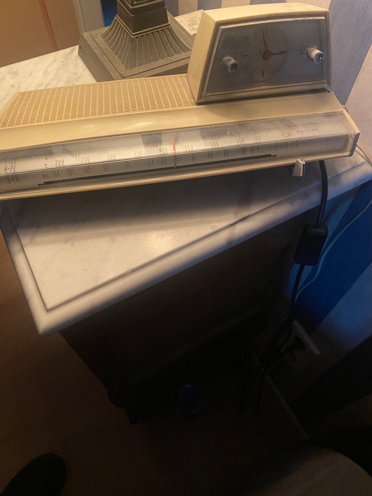 Oude Philips klokradio Space ace 1967 creme alles werkt, Antiek en Kunst, Verzenden