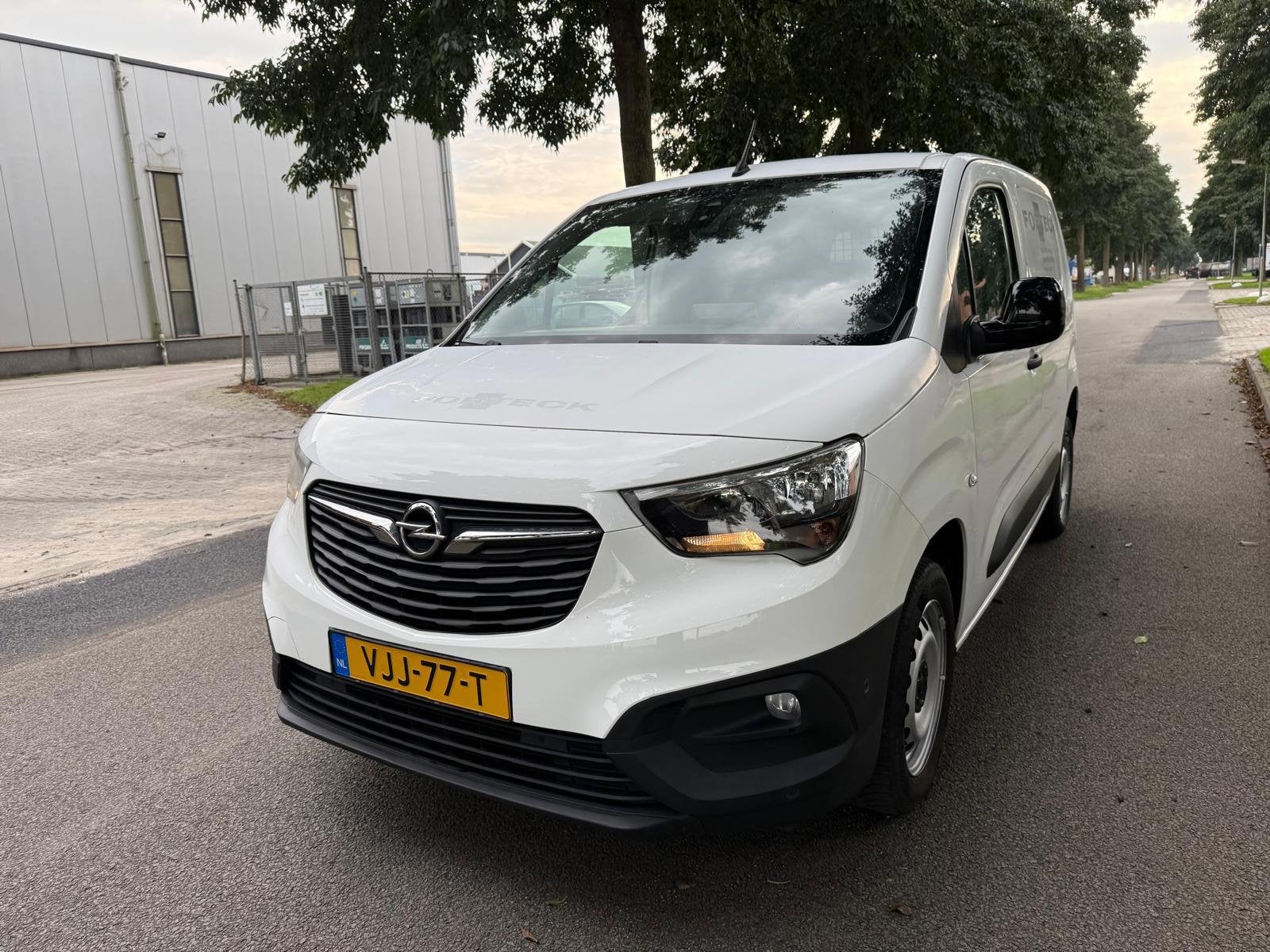 Opel Combo 1.5D L1H1 Edition euro 6 apk 1e eigenaar, Voorwielaandrijving, Dealer onderhouden, Gebruikt, 4 cilinders