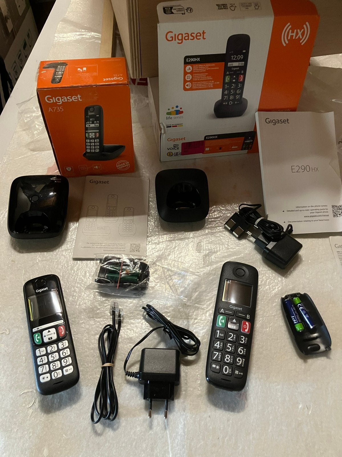 Nieuw: Gigaset Draadloze telefoon 2x handset voor senioren, Ophalen of Verzenden, Nieuw, 2 handsets
