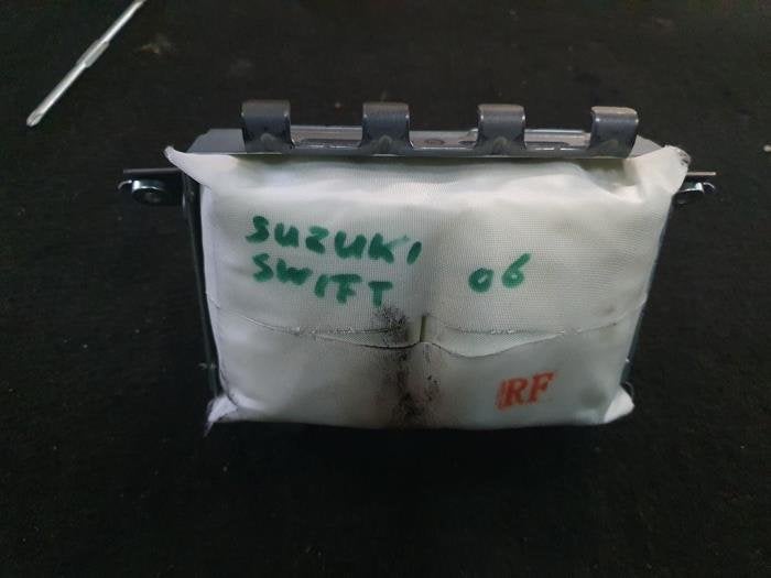 Knie airbag van een Suzuki Swift, Auto-onderdelen, Gebruikt, -, -, -