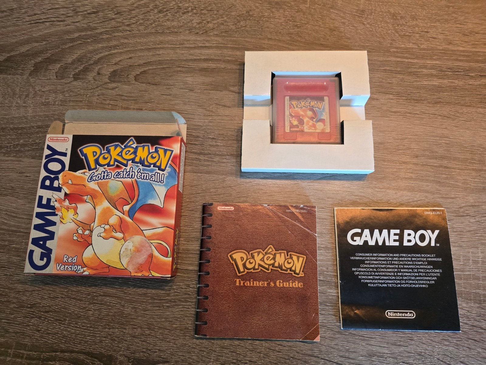 Pokémon Red Version Game Boy - Compleet in doos, Spelcomputers en Games, Games | Nintendo Game Boy, 1 speler, Ophalen of Verzenden
