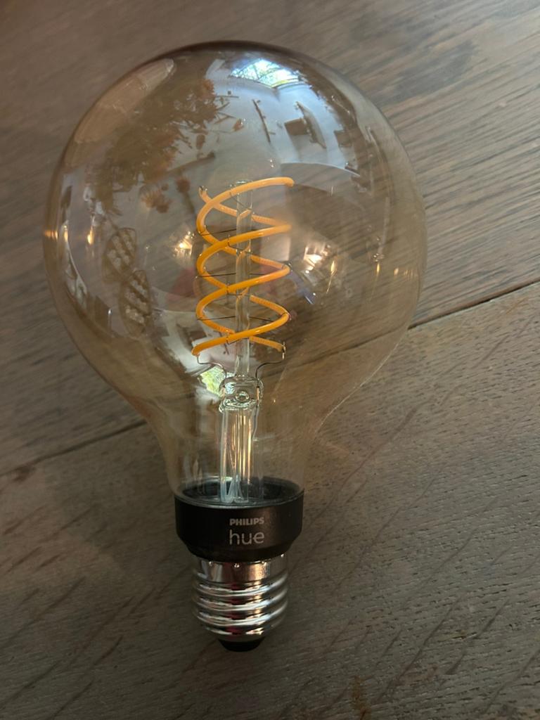 Philips Hue white Filament Edisonlamp G93, Huis en Inrichting, Lampen | Losse lampen, Ophalen, Led-lamp, Minder dan 30 watt, E27 (groot)