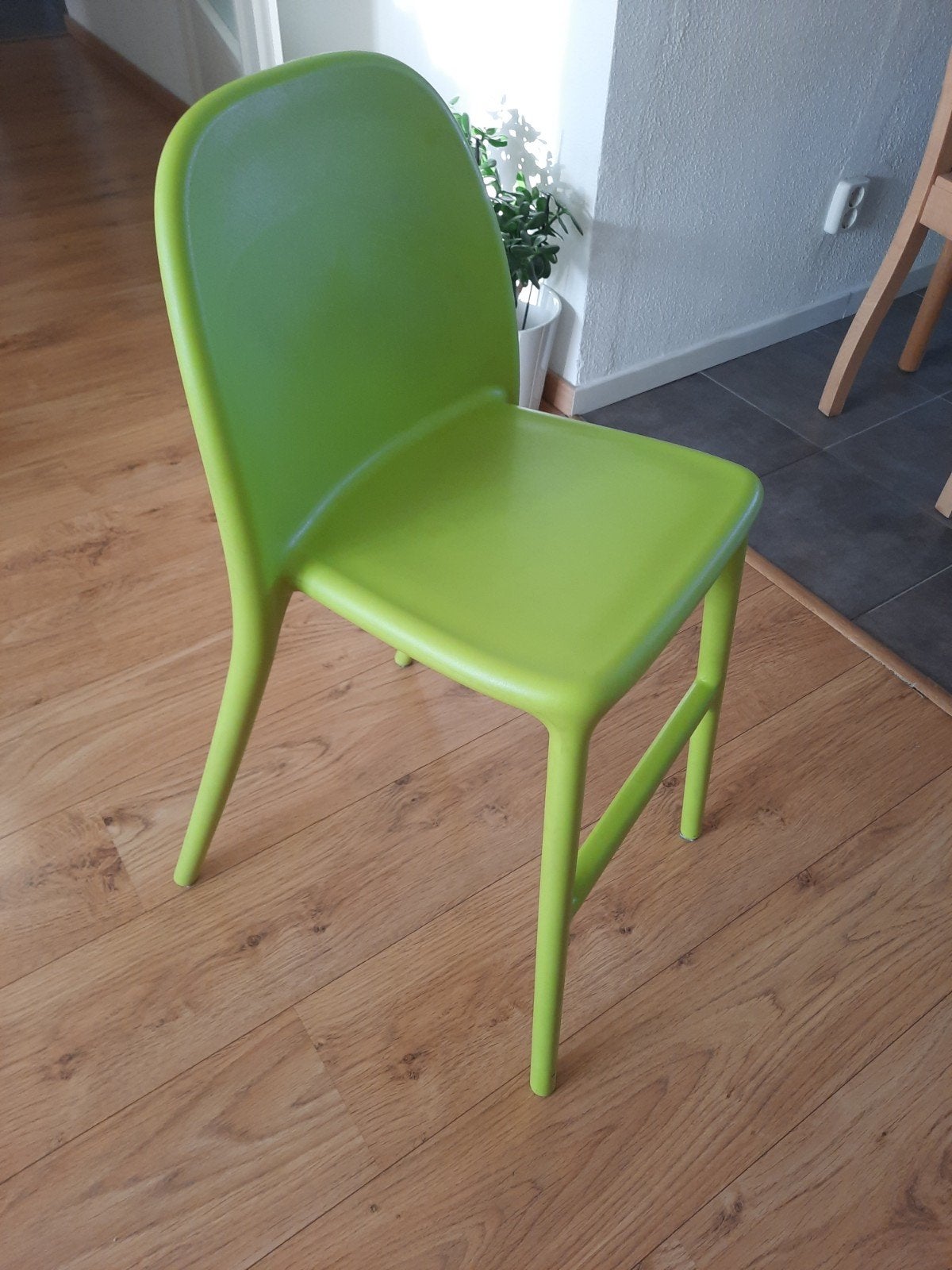 Ikea Urban kinderstoel - Groen, Huis en Inrichting, Stoelen, Ophalen, Kunststof, Gebruikt, Overige kleuren