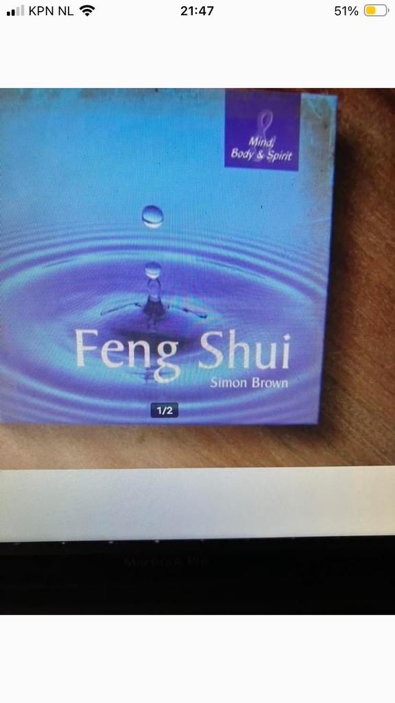 Feng Shui - Simon Brown, Ophalen of Verzenden, Zo goed als nieuw, Spiritualiteit algemeen, Achtergrond en Informatie