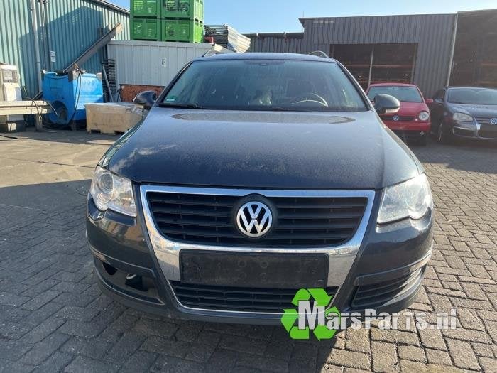 Schokdemperpoot links-voor van een Volkswagen Passat