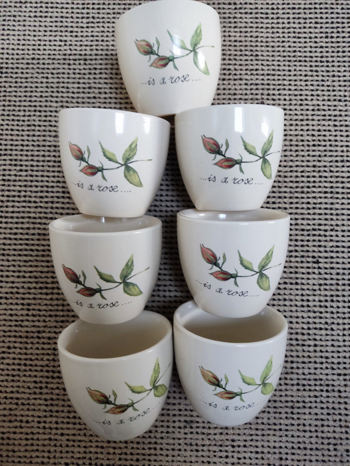 Set van 7 Jet by Ter Steege bekers "...is a rose...", Huis en Inrichting, Keramiek, Vintage, Ophalen of Verzenden, Zo goed als nieuw