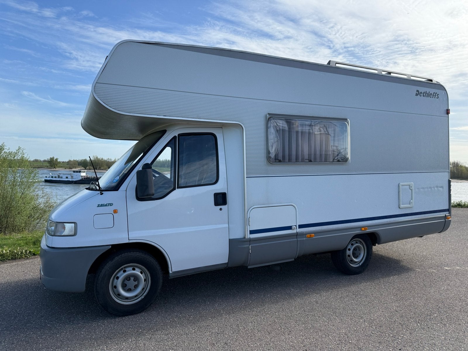 Caravans And Camping Dethleffs