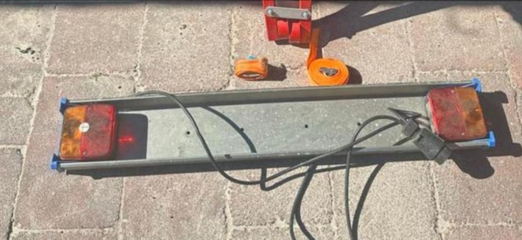 Lichtbalk voor boot, aanhanger of boottrailer, Ophalen, Zo goed als nieuw