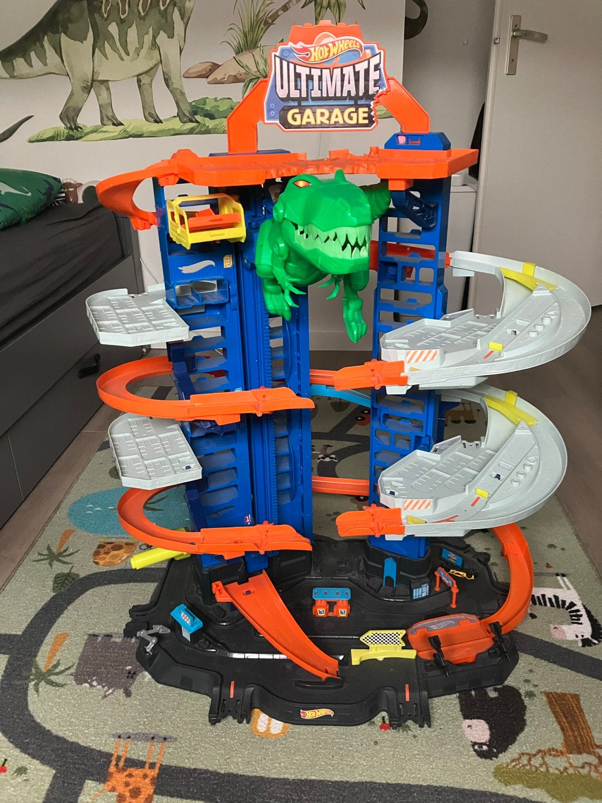 Hot Wheels Ultimate Garage met T-Rex, Kinderen en Baby's, Ophalen, Gebruikt
