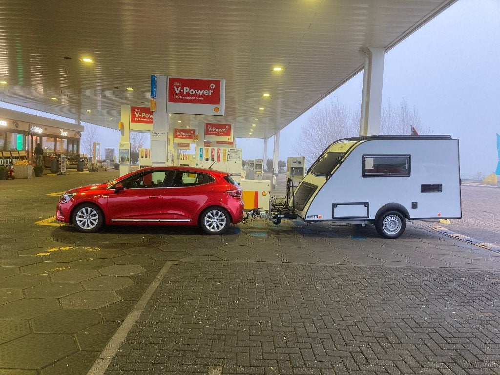 Kip Shelter Caravan - Zeer Netjes en Compleet (Dec 2022), Kip, Tot en met 2, Treinzit, Particulier