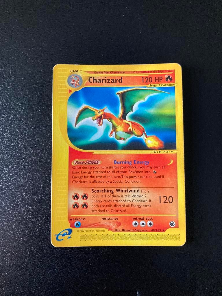 Pokemon kaart Charizard, Hobby en Vrije tijd, Verzamelkaartspellen | Pokémon, Ophalen of Verzenden