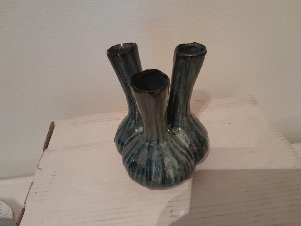 Mooie VAAS  Blauw / Groen  ( DK ), Huis en Inrichting, Blauw, Aardewerk of Porselein, Ophalen of Verzenden, Zo goed als nieuw