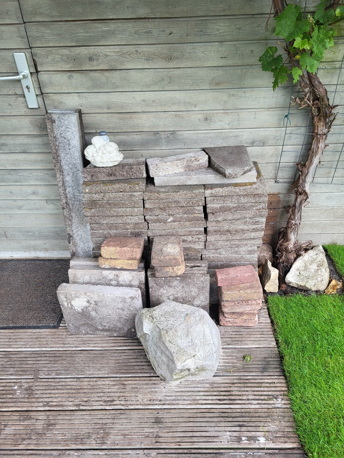 GRATIS AFHALEN: Partij tuintegels (48 stuks) + rest, Tuin en Terras, Tegels en Klinkers, Ophalen, Gebruikt, Klinkers, 10 m² of meer