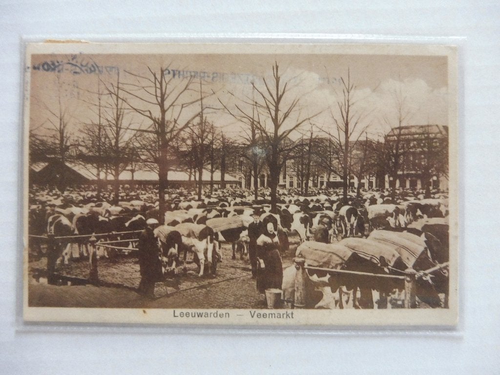 Briefkaart/Ansichtkaart-Leeuwarden-Veemarkt -1920/1940, Verzenden, 1920 tot 1940, Friesland